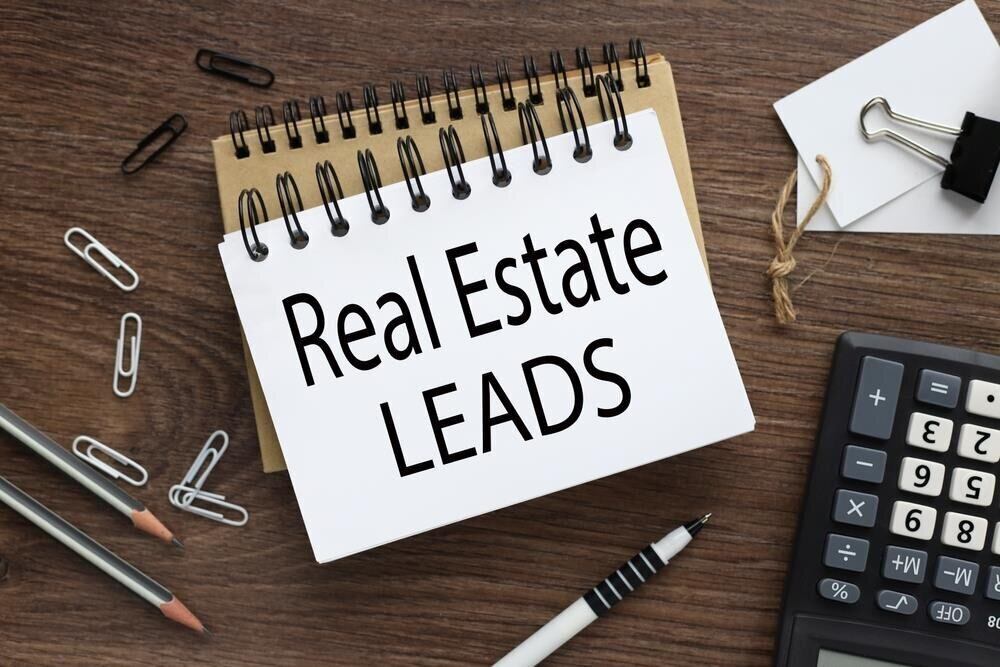 Online Moving Leads